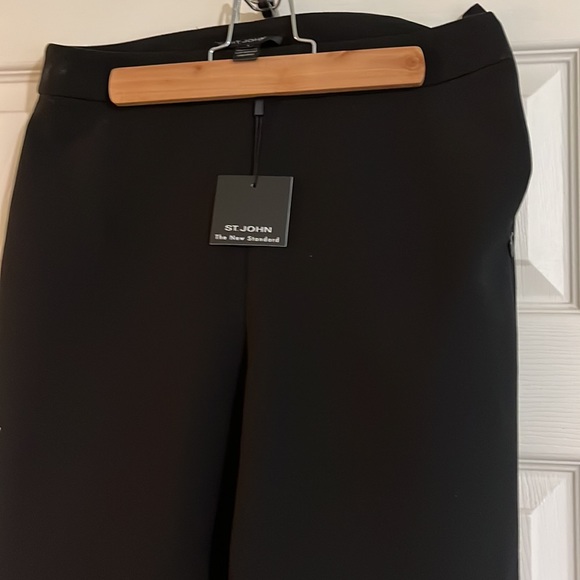 Brand new ST. John pant, The New Standard,size 8 - Picture 2 of 13